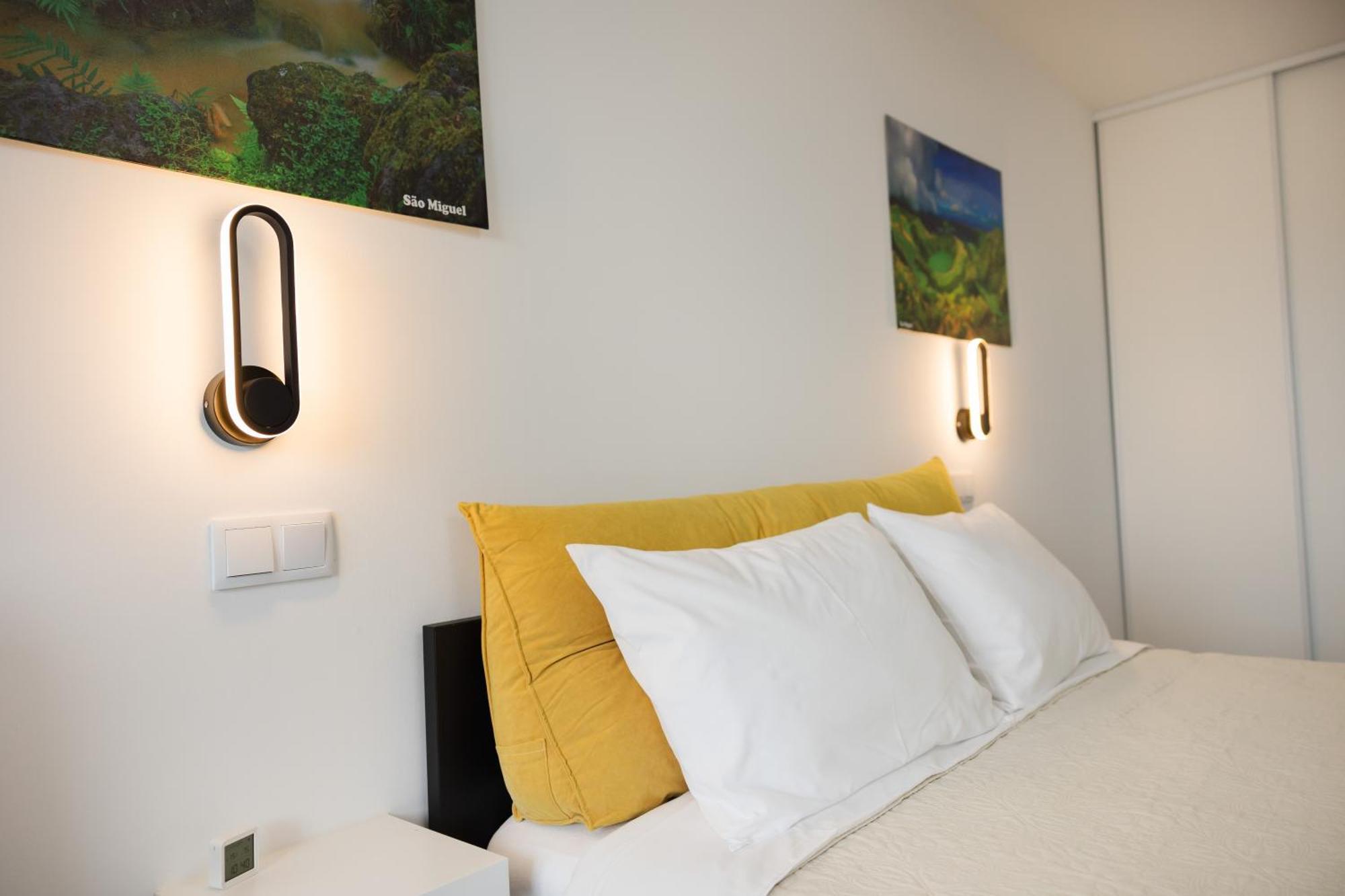 Spacious Seaside Apartment A - Faraway Lagoa  Eksteriør billede