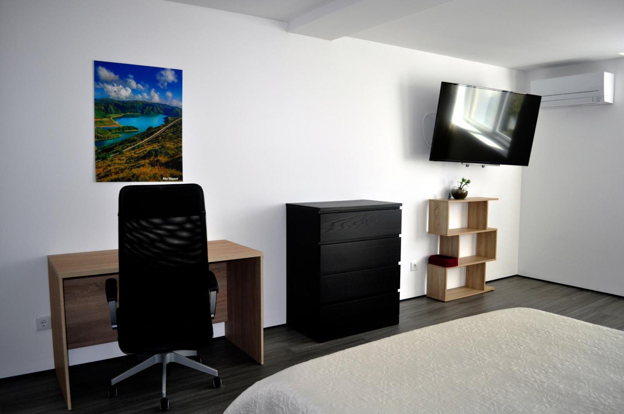Spacious Seaside Apartment A - Faraway Lagoa  Eksteriør billede